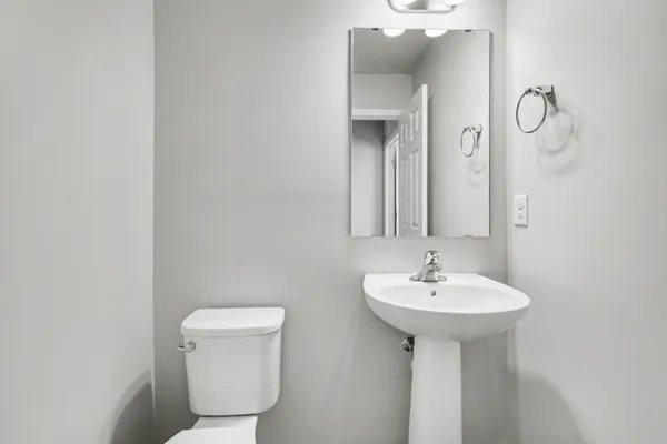 $389,900 | 12861 High Rdg Court, Freeport, MI 49325