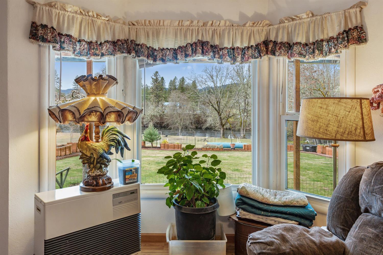 1185 Old Ferry Road Shady Cove, OR 97539 - Photo 12 of 35 Additional Photo