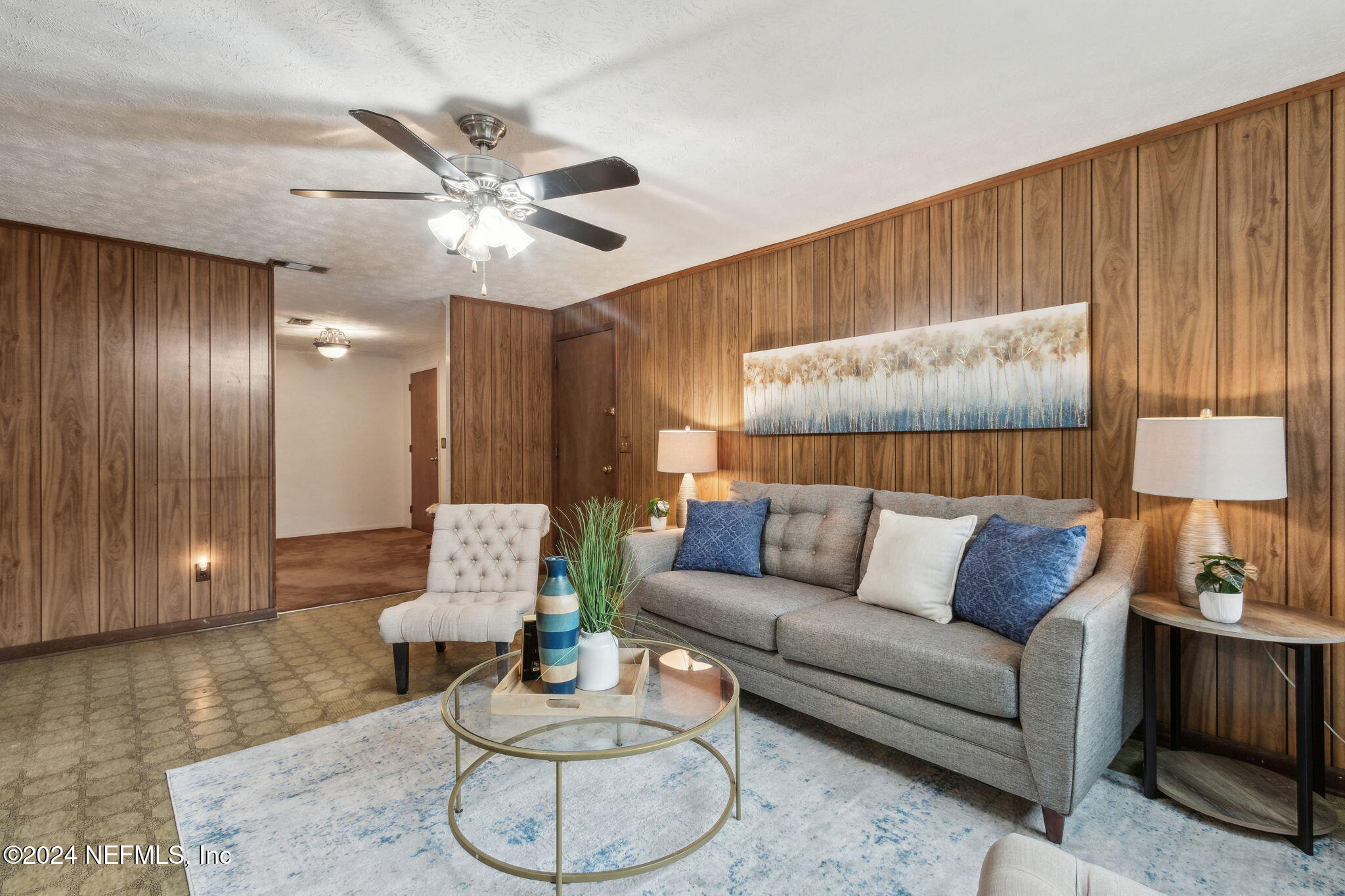 8585 Thims Avenue Jacksonville, FL 32221 - Photo 16 of 42 Family room