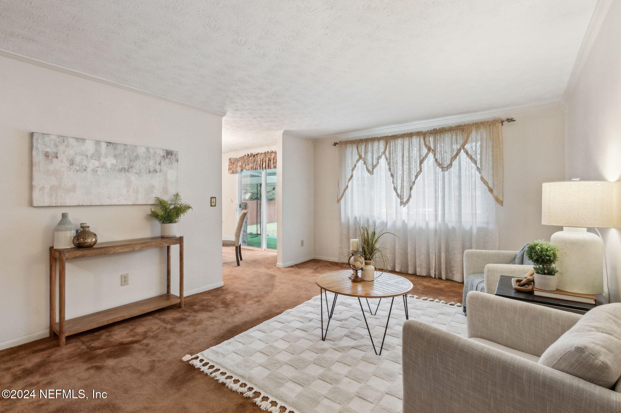 8585 Thims Avenue Jacksonville, FL 32221 - Photo 9 of 42 Living room