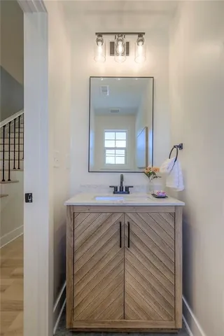 $529,000 | 427 West Linden Avenue, Independence, MO 64050