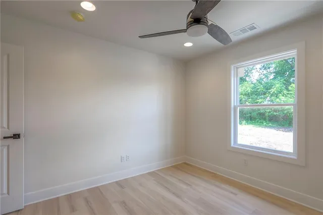 $529,000 | 427 West Linden Avenue, Independence, MO 64050