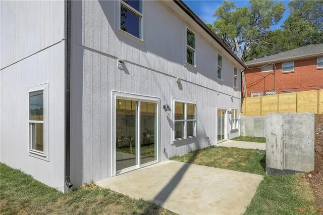 $529,000 | 427 West Linden Avenue, Independence, MO 64050