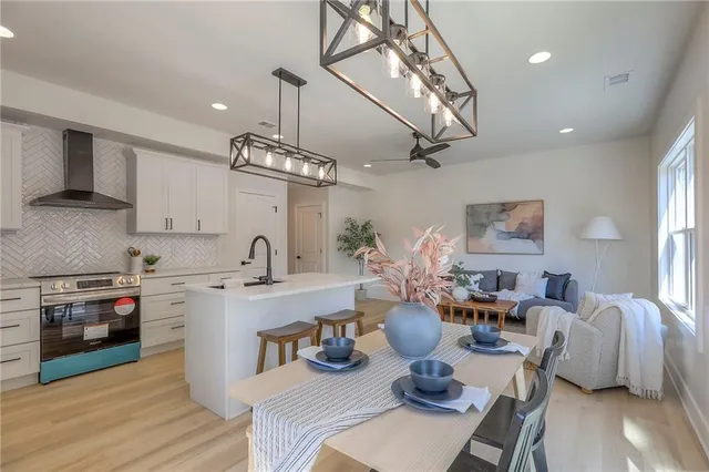 $529,000 | 427 West Linden Avenue, Independence, MO 64050