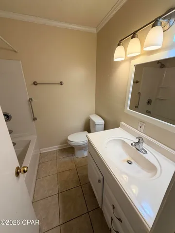 $199,900 | 2120 River Road, Sneads, FL 32460