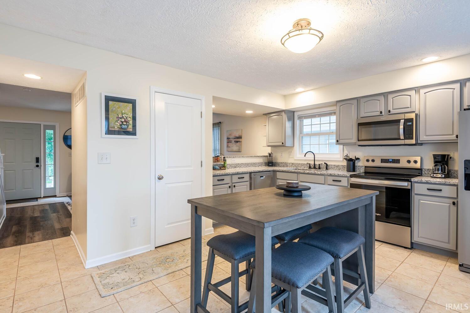 2555 South Addisyn Lane Bloomington, IN 47403 - Photo 1 of 9