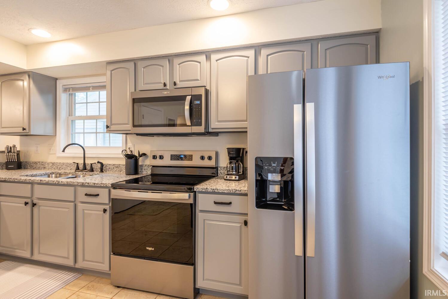 2555 South Addisyn Lane Bloomington, IN 47403 - Photo 4 of 9