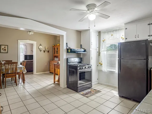 $169,900 | 1031 South Charles Street, Belleville, IL 62220