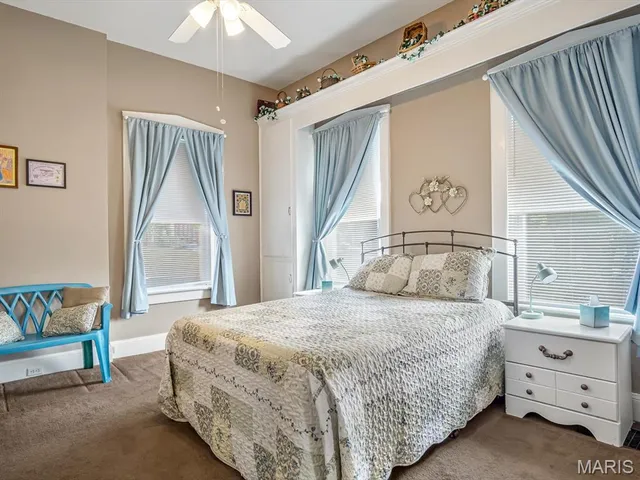 $169,900 | 1031 South Charles Street, Belleville, IL 62220