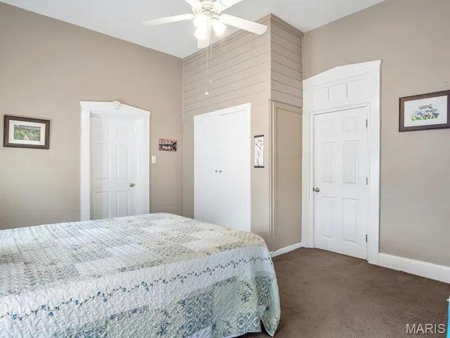 $169,900 | 1031 South Charles Street, Belleville, IL 62220