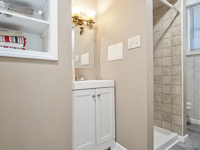 $175,000 | 1031 South Charles Street, Belleville, IL 62220