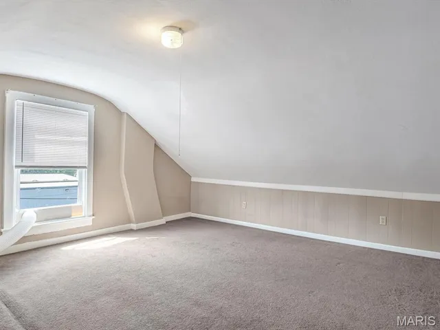 $169,900 | 1031 South Charles Street, Belleville, IL 62220