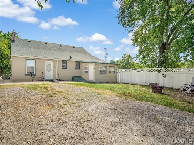 $175,000 | 1031 South Charles Street, Belleville, IL 62220