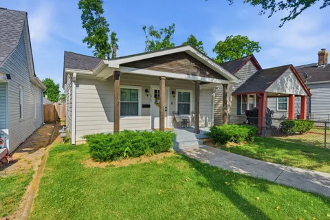 $425,000 | 1812 10th Avenue North, Nashville, TN 37208