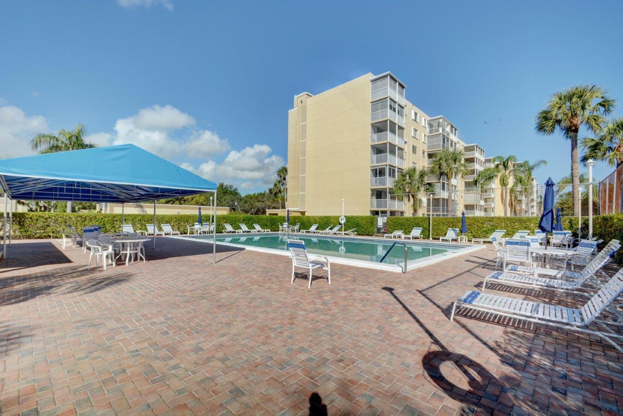 5500 Northwest 2nd Avenue, Unit 122 Boca Raton, FL 33487 - Photo 10 of 13 POOL