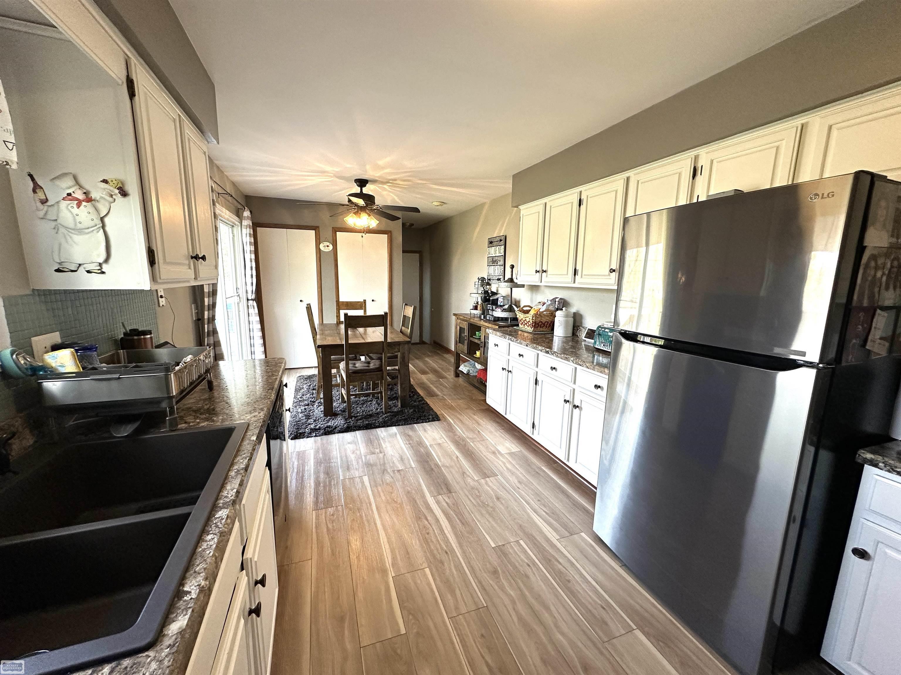 3070 South Boulevard Rochester, MI 48309 - Photo 9 of 22 50139560-36d71e30-49a6-4f49-92c6-b1f781874710.JPG