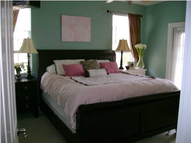 1594 Co Road North Santa Rosa Beach, FL 32459 - Photo 6 of 11 a bedroom with a bed and a window