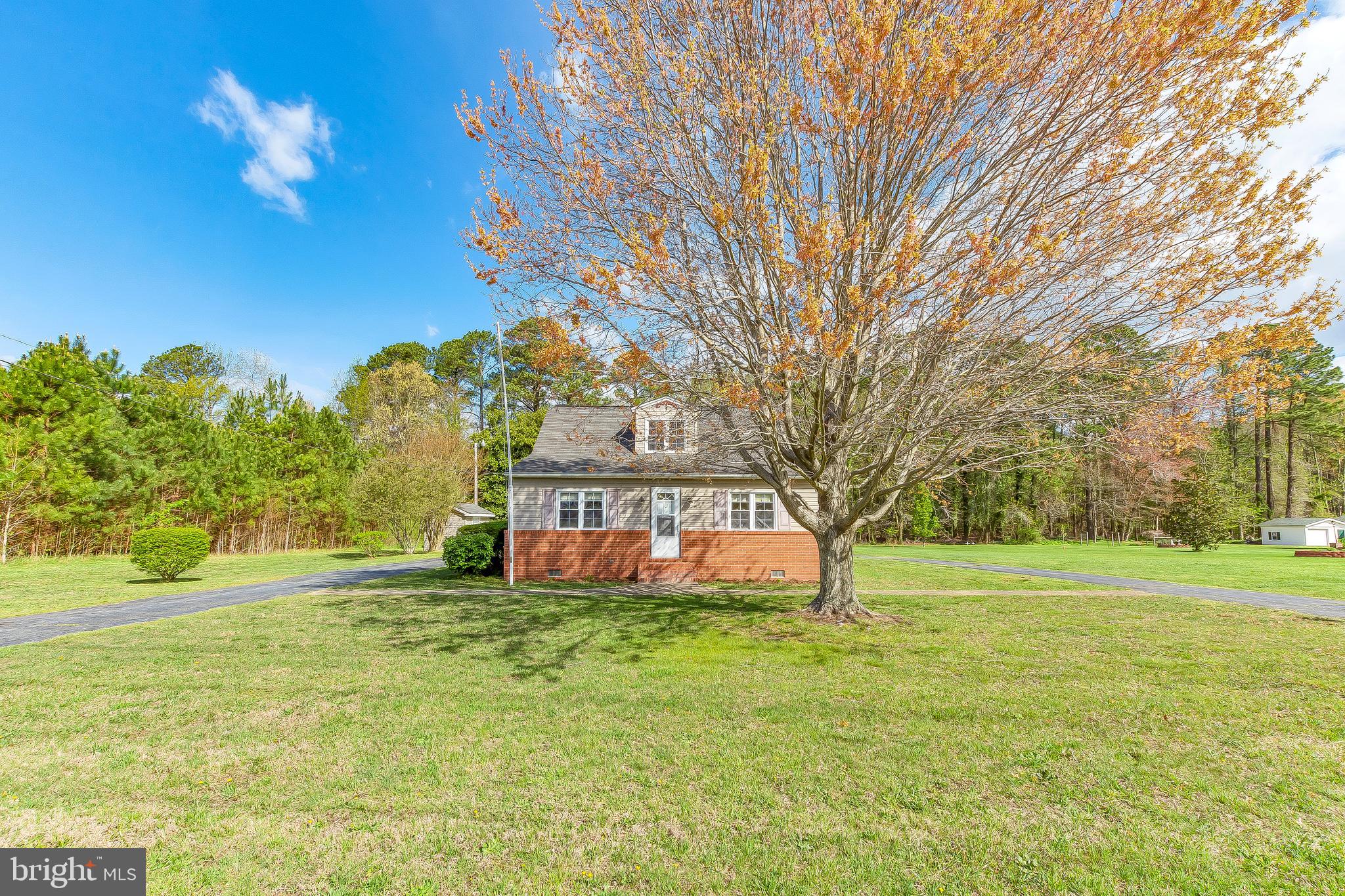 3 Bed 2 Bath Cape Cod