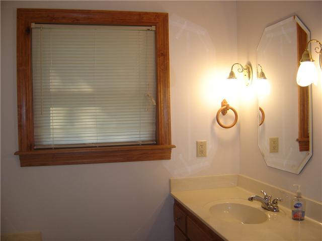 9172 York Road Southwest Pataskala, OH 43062 - Photo 11 of 23