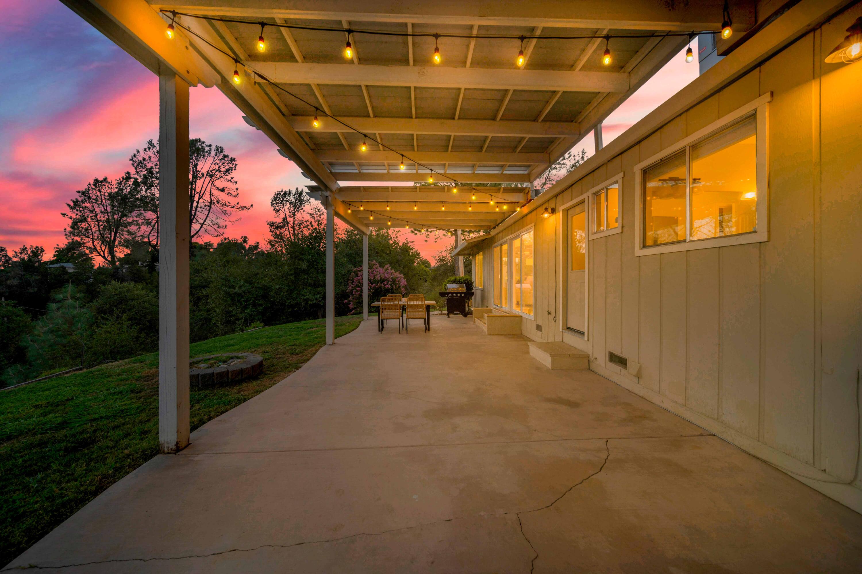 1705 Barbara Road Redding, CA 96003 - Photo 14 of 103 Redding Real Estate Photography-19