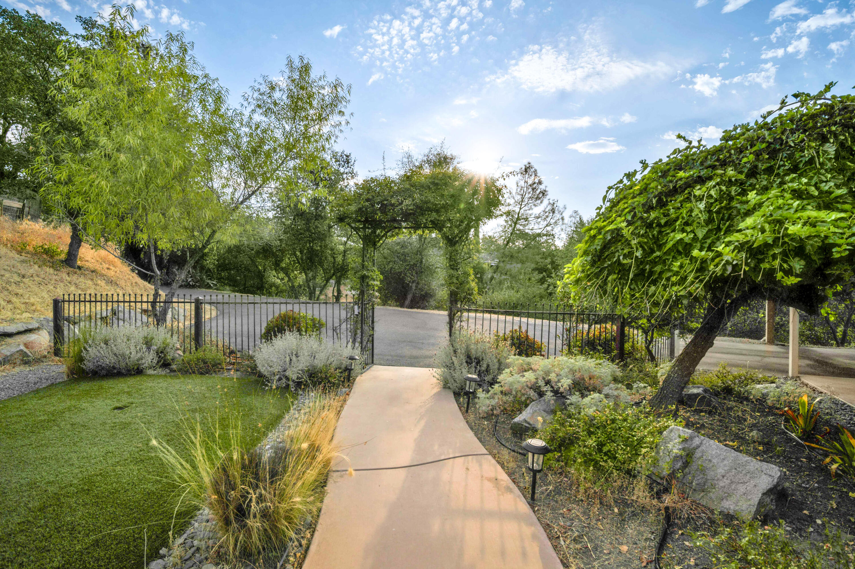 1705 Barbara Road Redding, CA 96003 - Photo 31 of 103 WILLOW-AND-BEN-NAPA-WEDDING-PHOTOGRAPHER