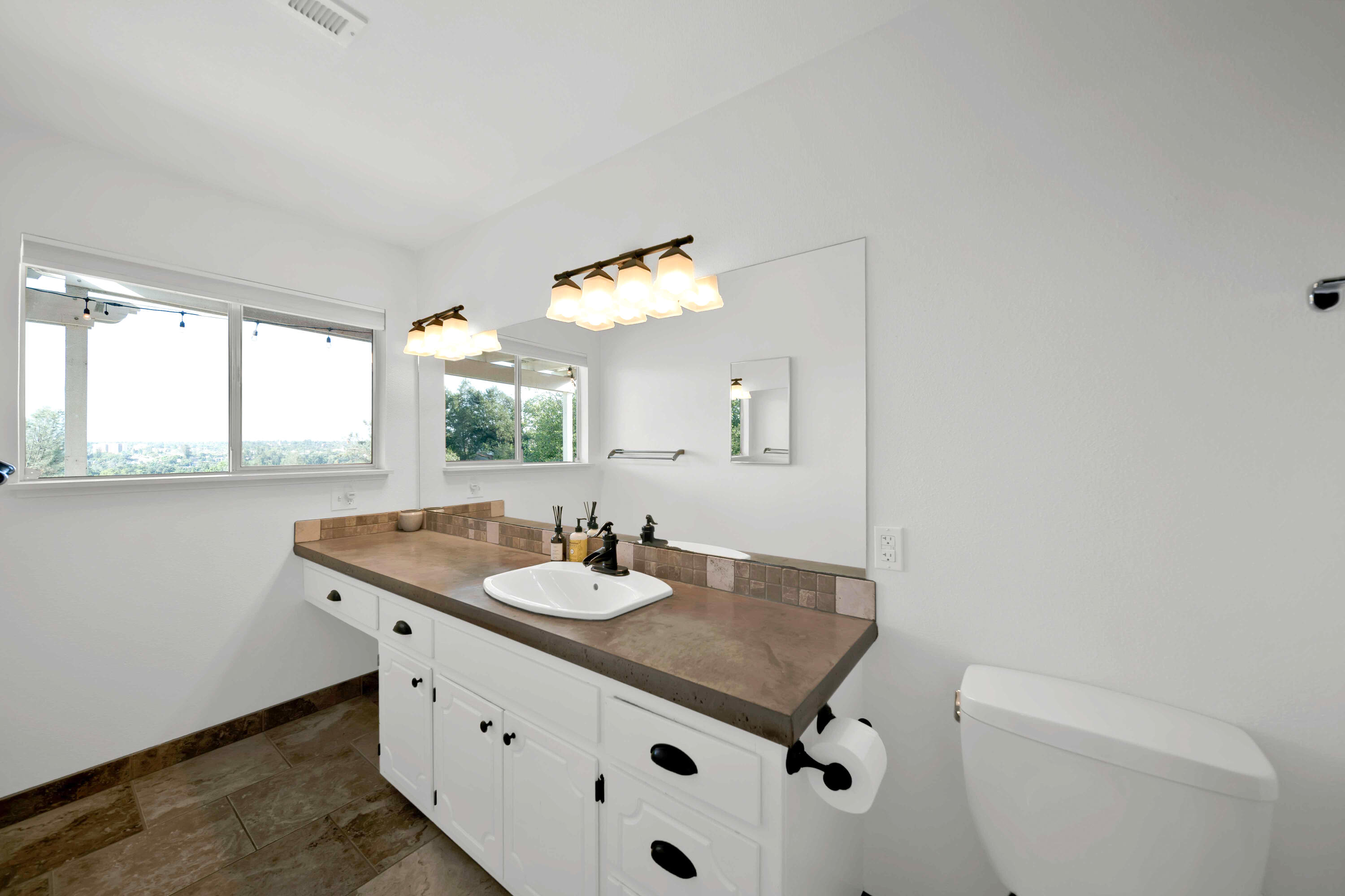 1705 Barbara Road Redding, CA 96003 - Photo 70 of 103 WILLOW-AND-BEN-NAPA-WEDDING-PHOTOGRAPHER