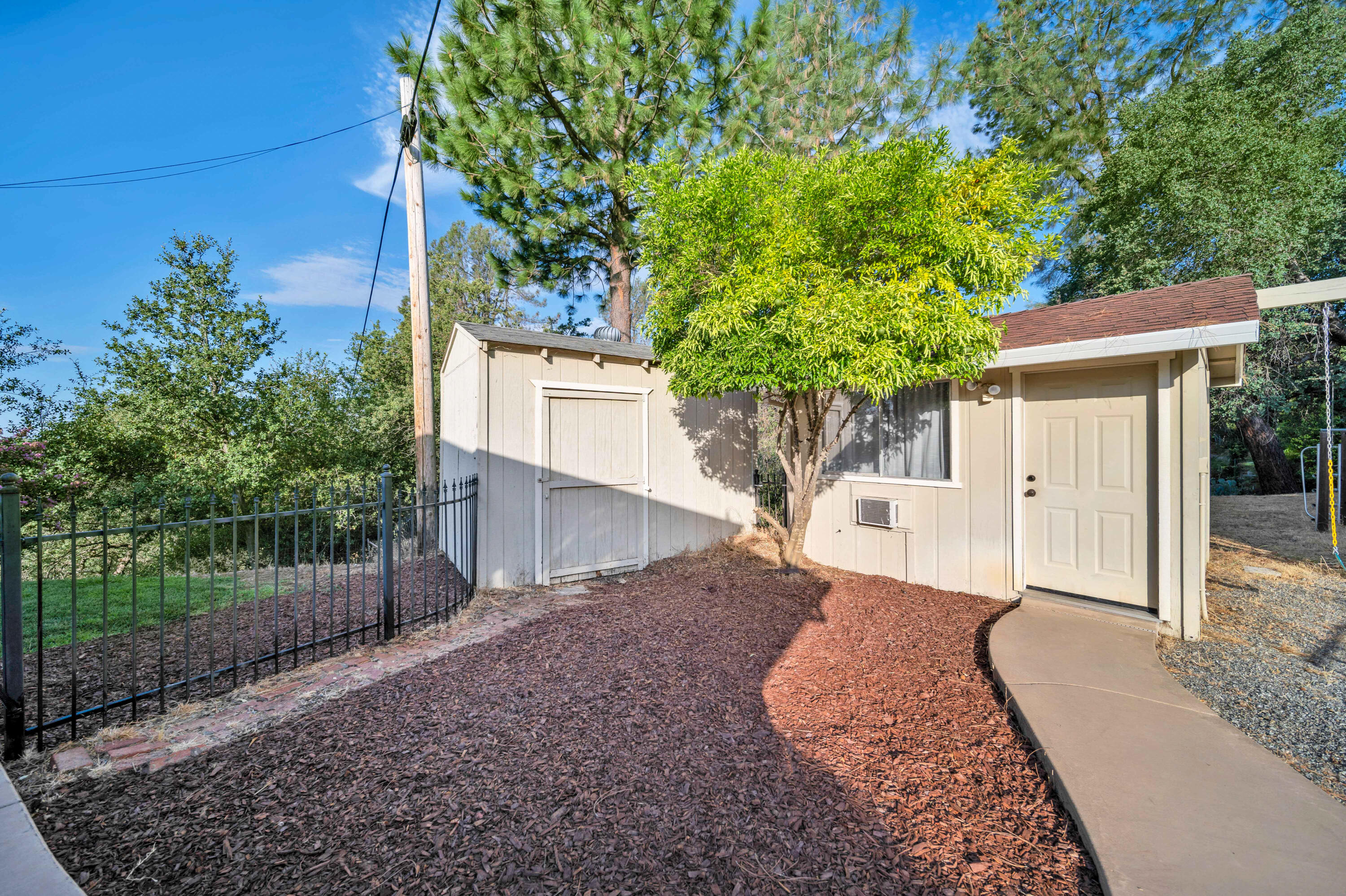 1705 Barbara Road Redding, CA 96003 - Photo 75 of 103 WILLOW-AND-BEN-NAPA-WEDDING-PHOTOGRAPHER