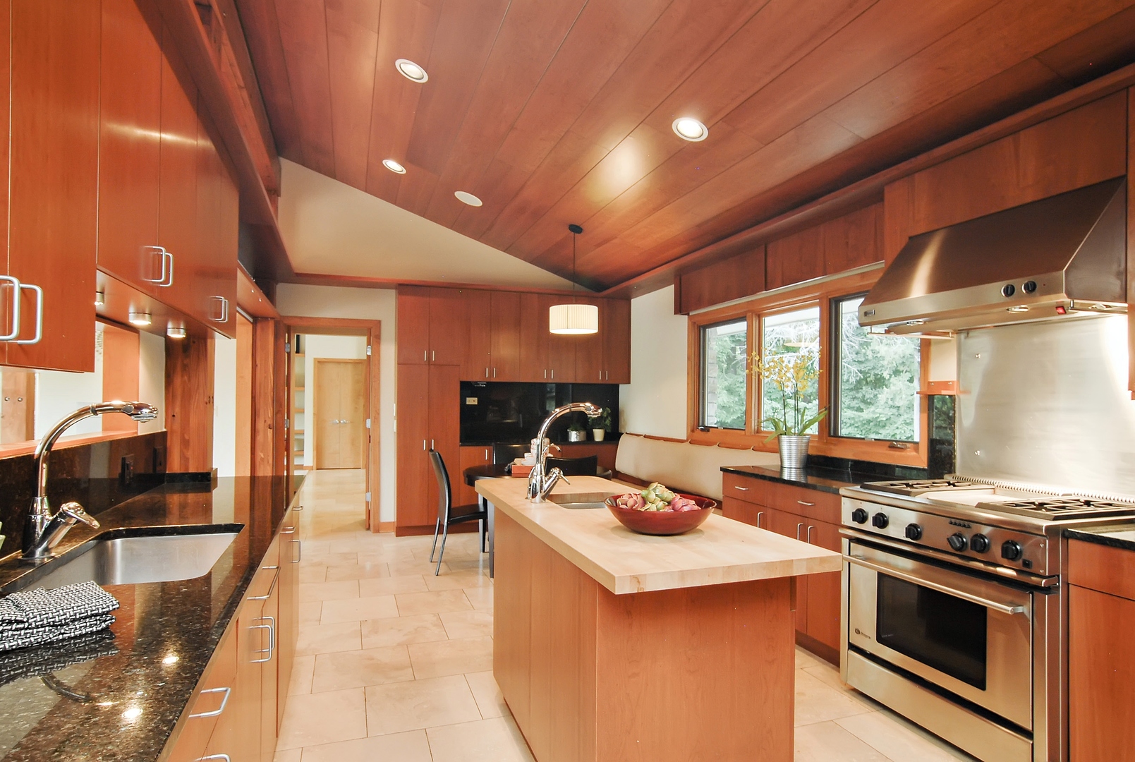77 Bluff Road Cary, IL 60013 - Photo 12 of 40