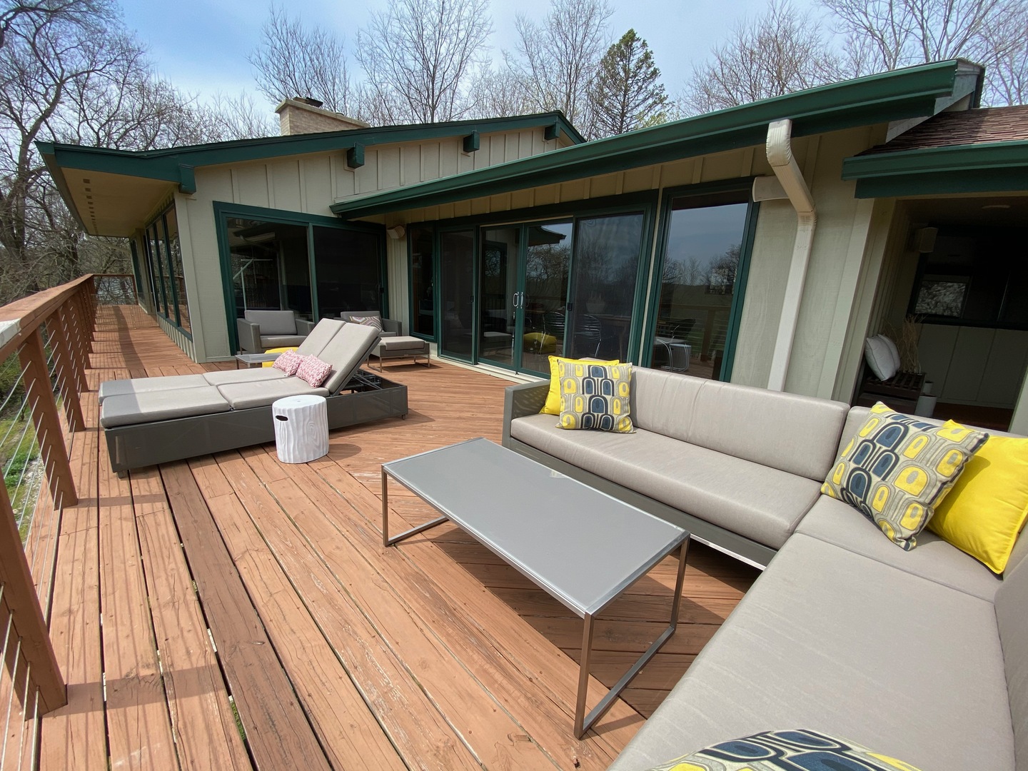 77 Bluff Road Cary, IL 60013 - Photo 4 of 40