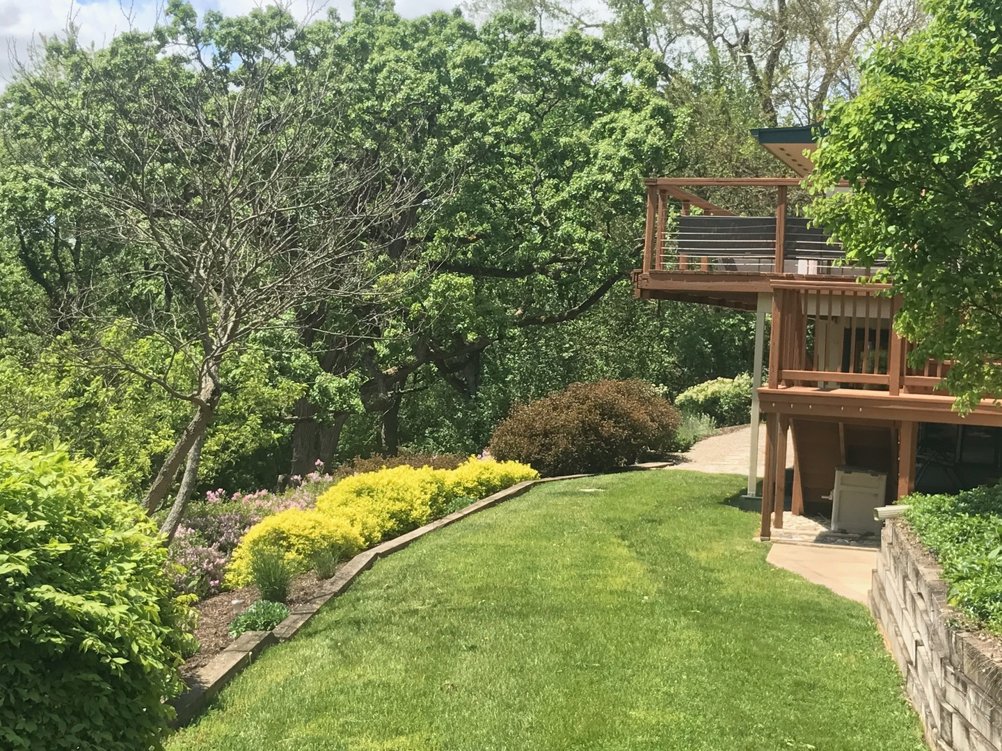 77 Bluff Road Cary, IL 60013 - Photo 32 of 40