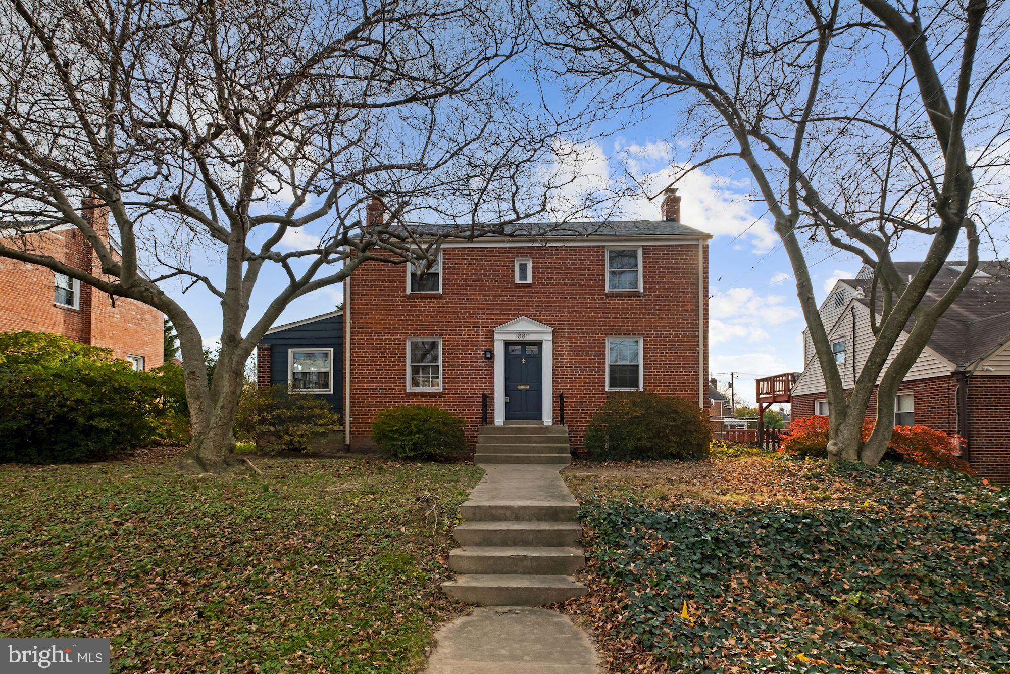 10011 Markham Street Silver Spring, MD 20901 - Photo 3 of 31