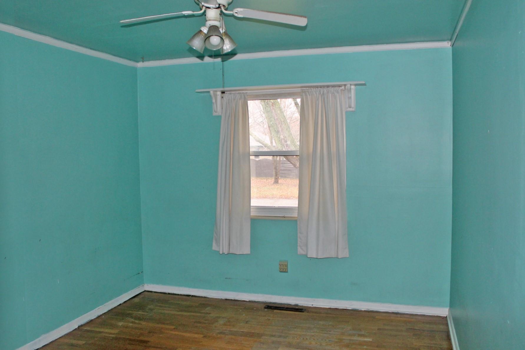 4354 Old Carriage Road Flint, MI 48507 - Photo 11 of 14 50162725-d92439ad-78d2-40cc-88c6-09533d64d77b.JPG