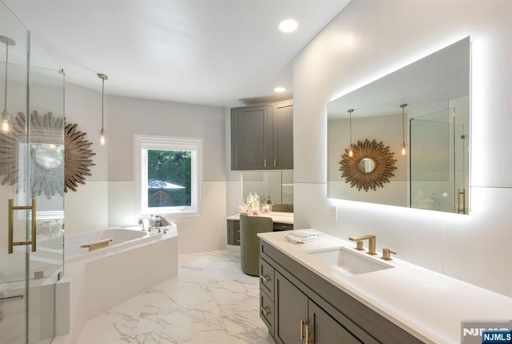 16 Ware Road Upper Saddle River, NJ 07458 - Photo 19 of 48 Gallery Image 19