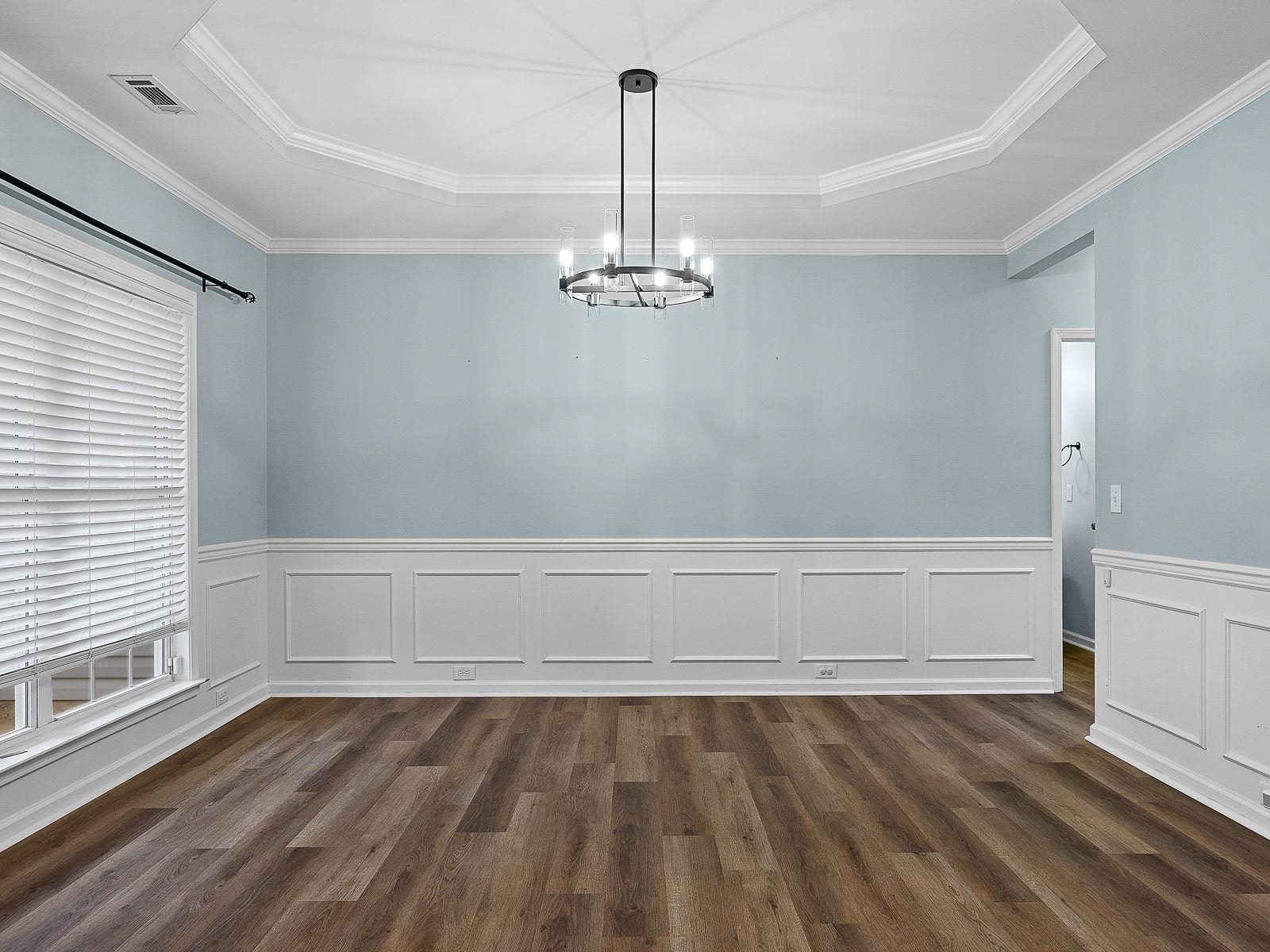 270 Bridgeport Road Boiling Springs, SC 29316 - Photo 4 of 32 Dining Room