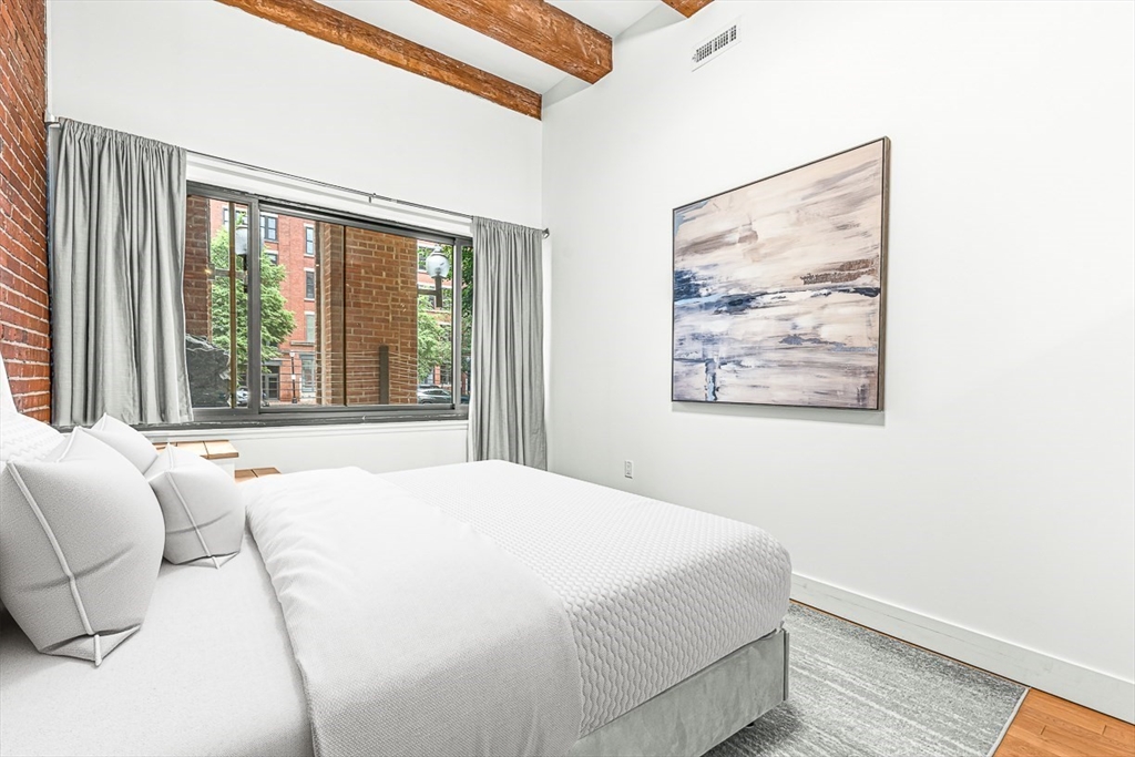 33 Sleeper Street, Unit 106 Boston, MA 02210 - Photo 20 of 36