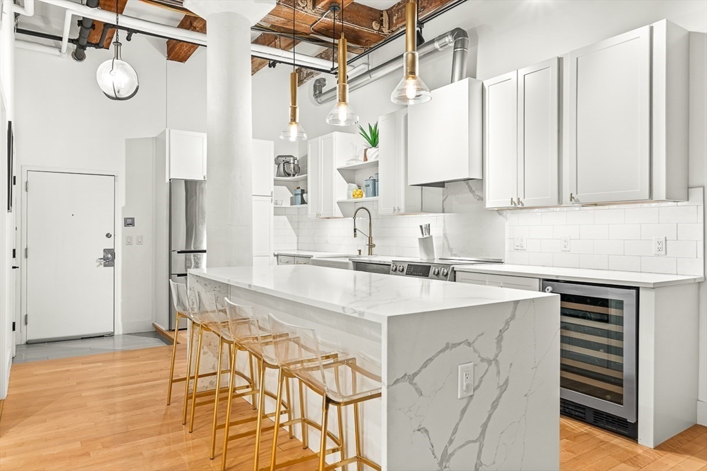 33 Sleeper Street, Unit 106 Boston, MA 02210 - Photo 3 of 36