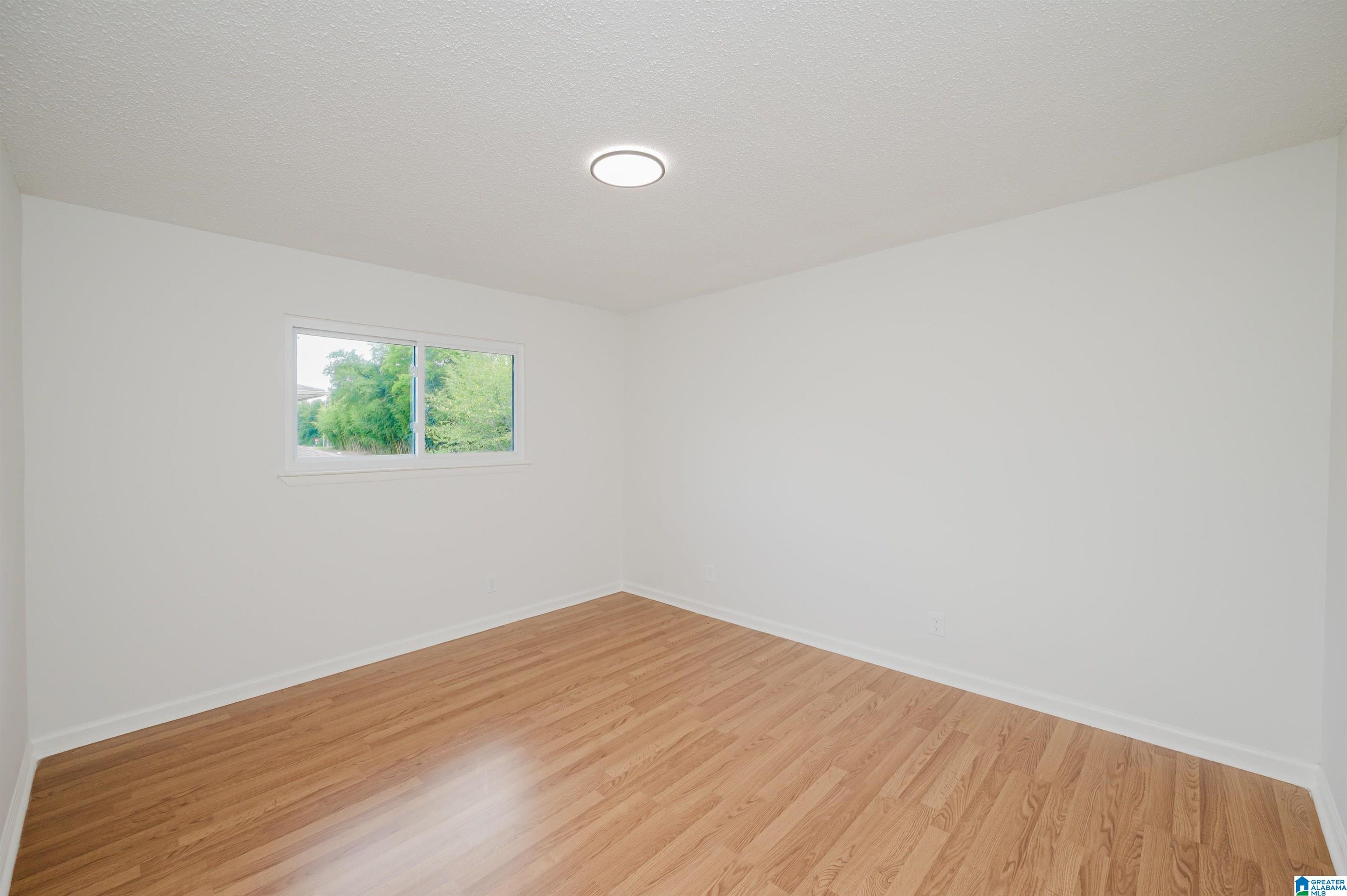 1834 Oakleaf Lane Birmingham, AL 35215 - Photo 27 of 40