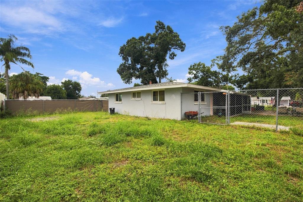 2236 Alice Road Sarasota, FL 34231 - Photo 23 of 24 Gallery Image 23