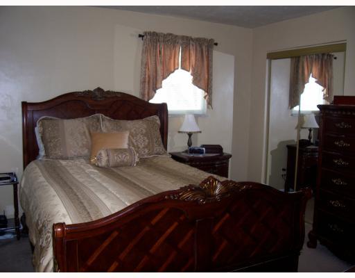 1086 Chapel Road Monaca, PA 15061 - Photo 13 of 18 Master Bedroom.