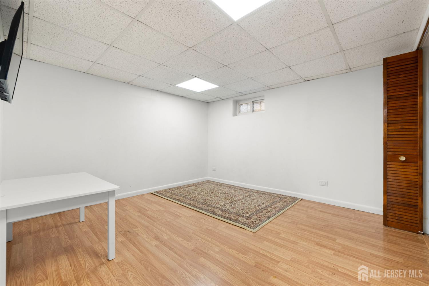 2291 Morrison Avenue Union, NJ 07083 - Photo 19 of 28 a view of room