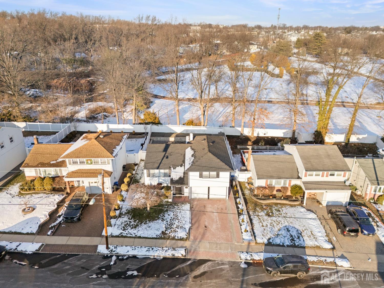 2291 Morrison Avenue Union, NJ 07083 - Photo 23 of 28 an aerial view of residential houses with outdoor space