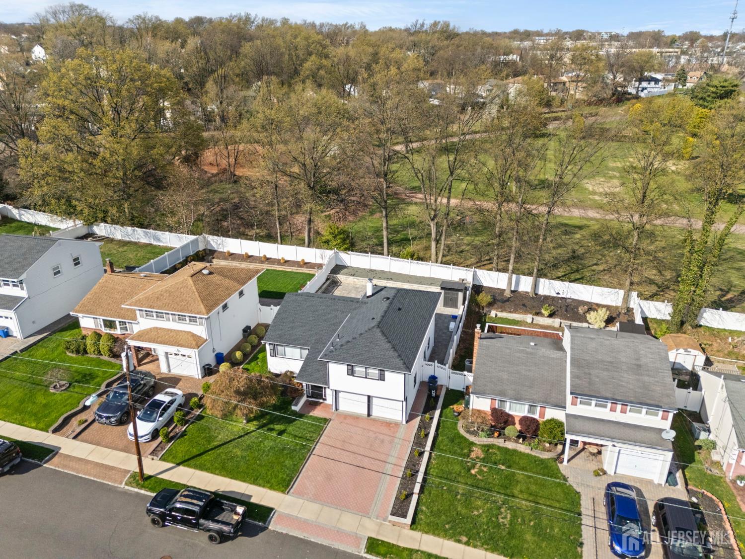 2291 Morrison Avenue Union, NJ 07083 - Photo 24 of 28 an aerial view of multiple houses with a yard