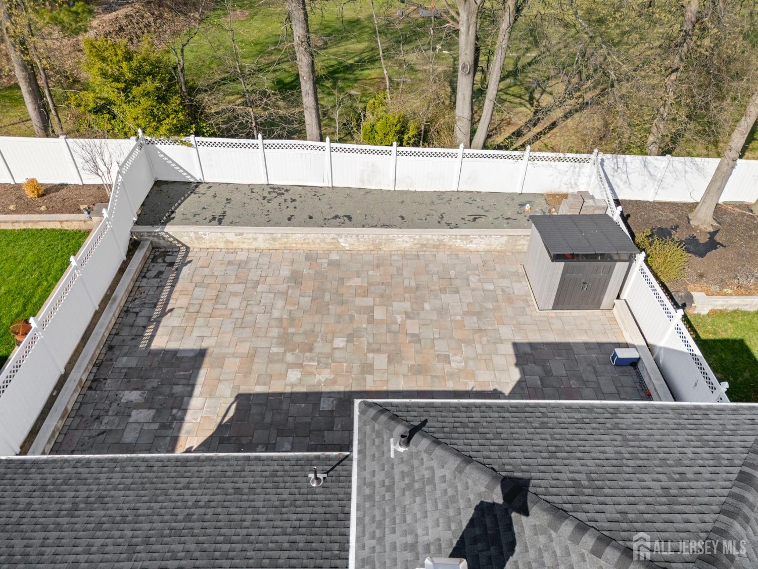2291 Morrison Avenue Union, NJ 07083 - Photo 4 of 28 a view of outdoor space and swimming pool