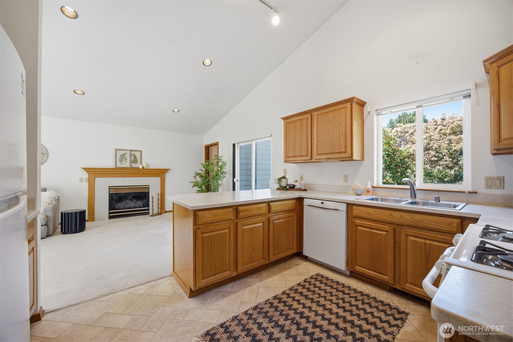 1608 Brookview Place Bellingham, WA 98229 - Photo 13 of 36
