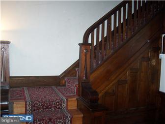 1909-11 Wynnewood Road Philadelphia, PA 19151 - Photo 4 of 12 Gallery Image 4