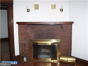 1909-11 Wynnewood Road Philadelphia, PA 19151 - Photo 5 of 12 Gallery Image 5