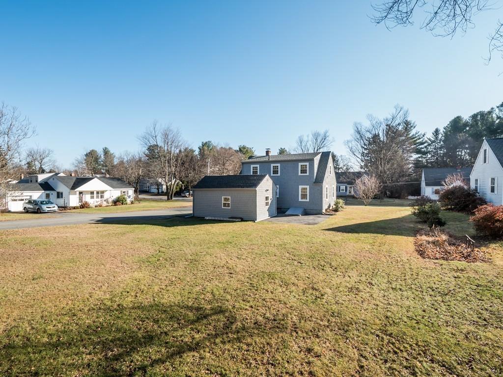21 Stoneleigh Road Holden, MA 01520 - Photo 33 of 37 Gallery Image 33