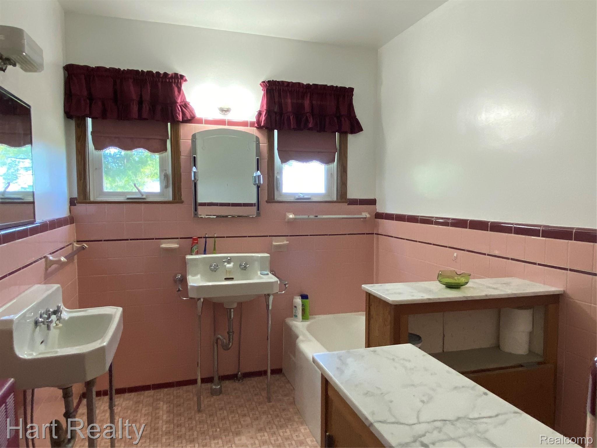 3754 Frenchline Road Marlette, MI 48453 - Photo 9 of 53 A7F948D4-A2AE-454B-8F6A-F6FDE475692B.jpeg