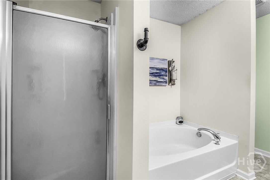 156 Stonewalk Drive Rincon, GA 31326 - Photo 29 of 68 Primary Bathroom