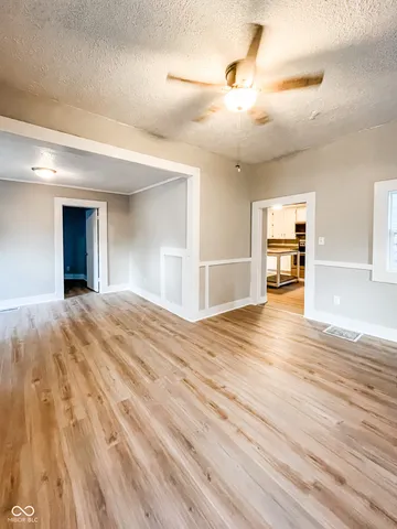 $1,125 | 102 Meridian Street, Darlington, IN 47940